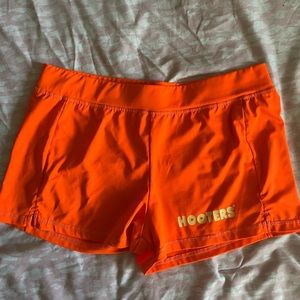 Hooters shorts 🩳